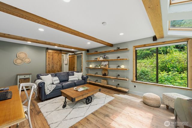 11202 204th Avenue NE, Redmond, WA 98053