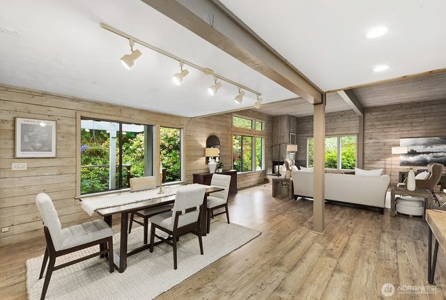 11202 204th Avenue NE, Redmond, WA 98053