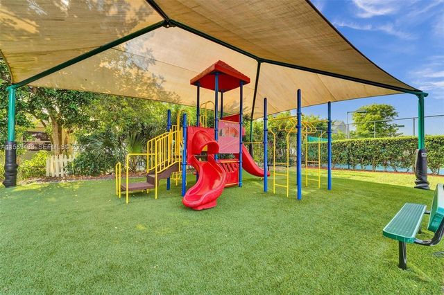 1101 SW 111th Terrace, Davie, FL 33324