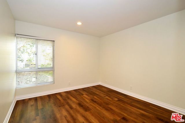 5950 Canterbury Drive C212, Culver City, CA 90230