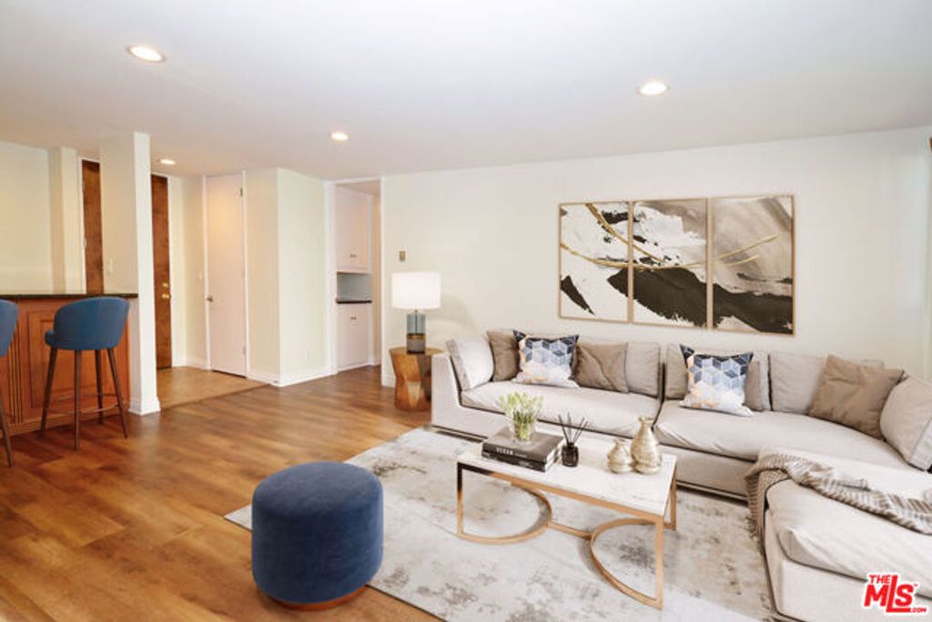 5950 Canterbury Drive C212, Culver City, CA 90230
