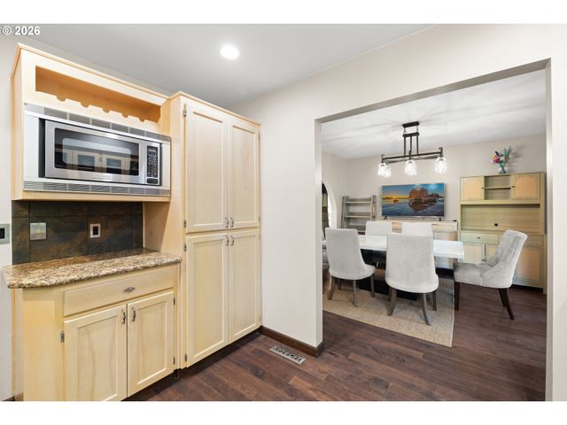 14175 Sw 140TH Ct, Beaverton, OR 97008