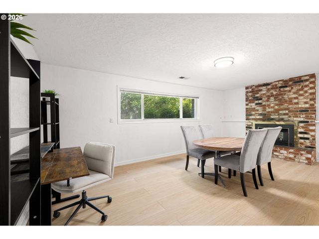 14175 Sw 140TH Ct, Beaverton, OR 97008