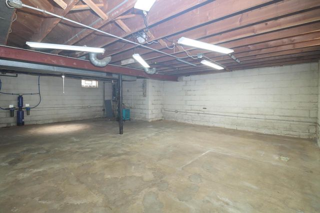 6745 N 56th STREET, Milwaukee, WI 53223