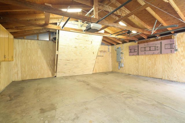 6745 N 56th STREET, Milwaukee, WI 53223
