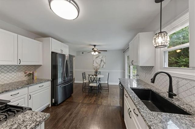 5801 W 81st Street, Prairie Village, KS 66208