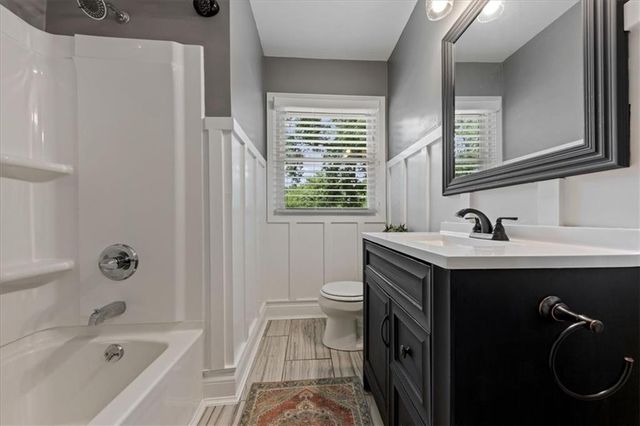 5801 W 81st Street, Prairie Village, KS 66208