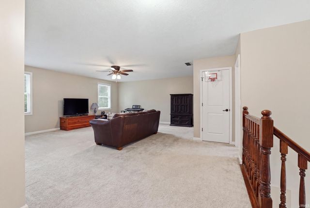 7243 N Red Hill Road, Ellettsville, IN 47429