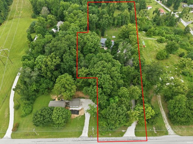 7243 N Red Hill Road, Ellettsville, IN 47429