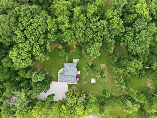7243 N Red Hill Road, Ellettsville, IN 47429
