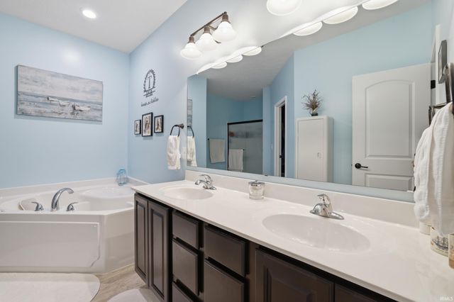 7243 N Red Hill Road, Ellettsville, IN 47429