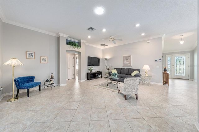 1426 LA HERMOSA DRIVE, The Villages, FL 32162