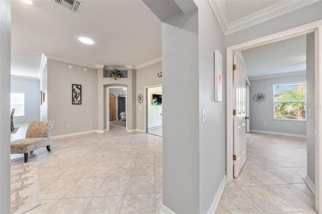 1426 LA HERMOSA DRIVE, The Villages, FL 32162