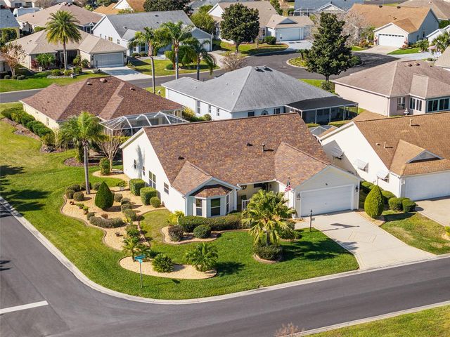 1426 LA HERMOSA DRIVE, The Villages, FL 32162