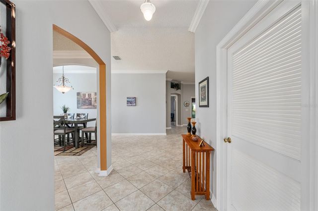 1426 LA HERMOSA DRIVE, The Villages, FL 32162