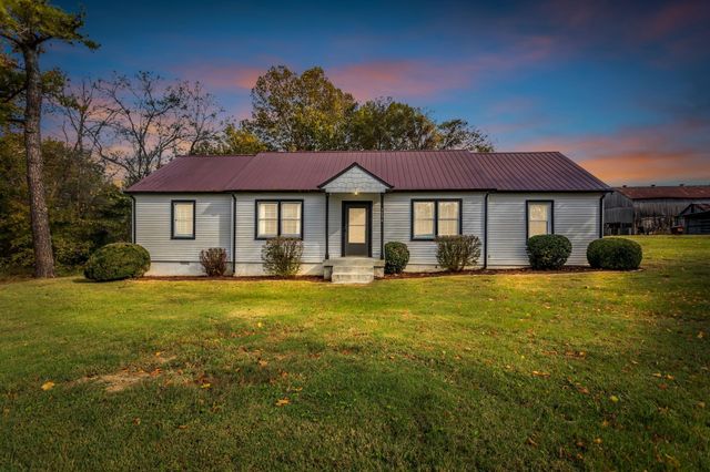 3094 Williamsport Pike, Columbia, TN 38401