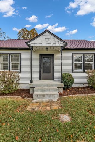 3094 Williamsport Pike, Columbia, TN 38401