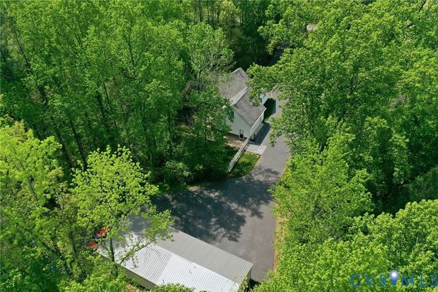 10068 Holly Rd, Mechanicsville, VA 23116