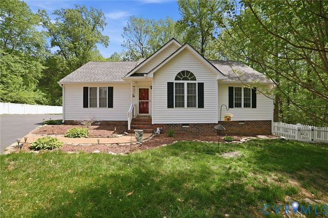 10068 Holly Rd, Mechanicsville, VA 23116
