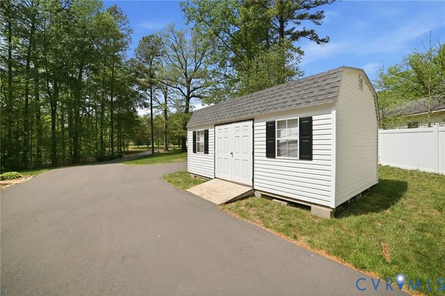 10068 Holly Rd, Mechanicsville, VA 23116