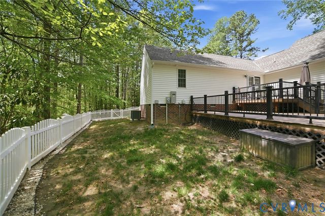 10068 Holly Rd, Mechanicsville, VA 23116