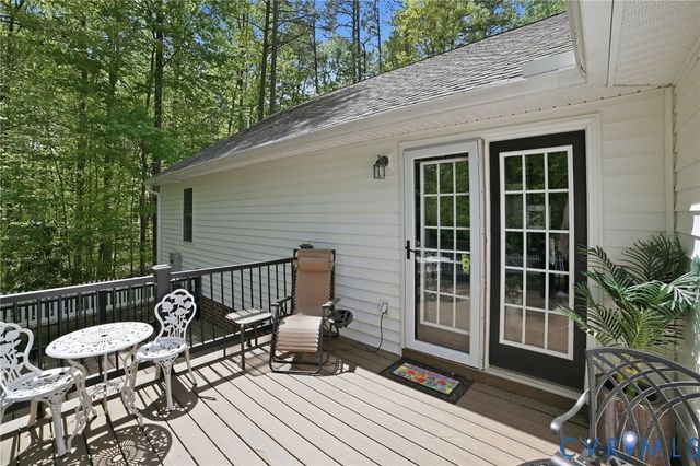 10068 Holly Rd, Mechanicsville, VA 23116