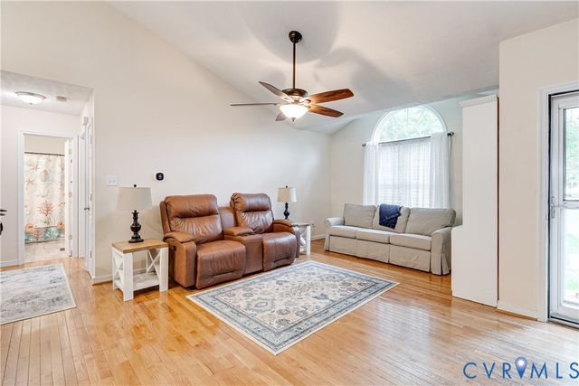 10068 Holly Rd, Mechanicsville, VA 23116