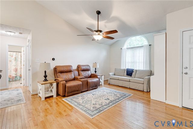 10068 Holly Rd, Mechanicsville, VA 23116