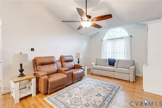 10068 Holly Rd, Mechanicsville, VA 23116