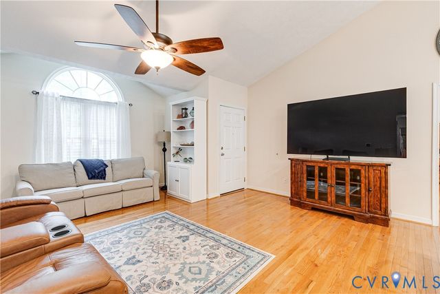 10068 Holly Rd, Mechanicsville, VA 23116