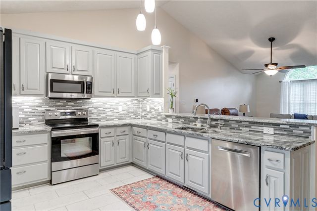 10068 Holly Rd, Mechanicsville, VA 23116