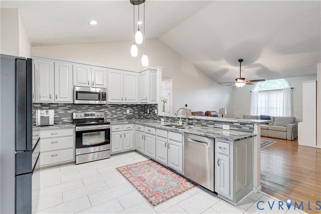 10068 Holly Rd, Mechanicsville, VA 23116