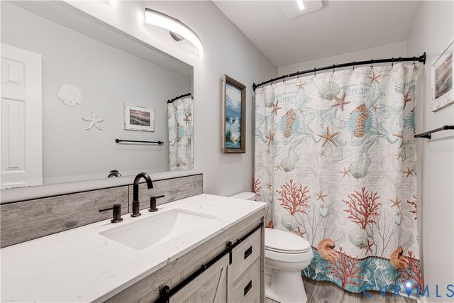 10068 Holly Rd, Mechanicsville, VA 23116