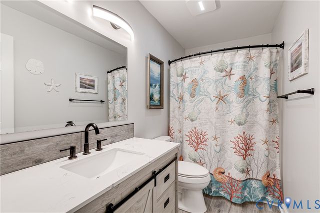 10068 Holly Rd, Mechanicsville, VA 23116