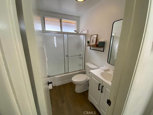 1750 Purdue, Los Angeles, CA 90025