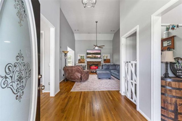 238 Apple Valley Road, Commerce, GA 30529