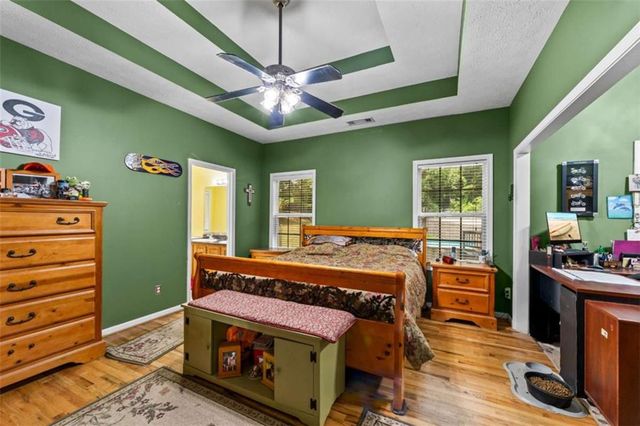 238 Apple Valley Road, Commerce, GA 30529
