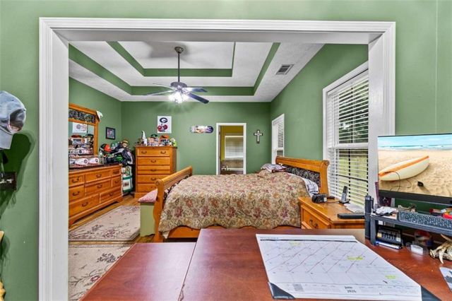 238 Apple Valley Road, Commerce, GA 30529