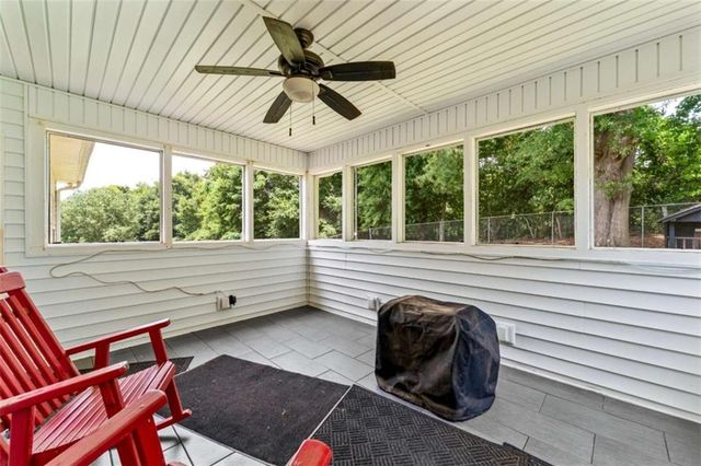 238 Apple Valley Road, Commerce, GA 30529