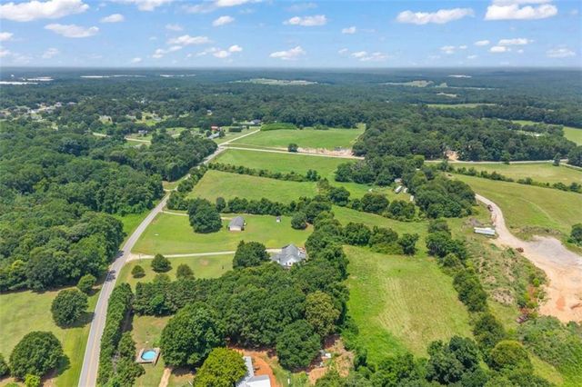 238 Apple Valley Road, Commerce, GA 30529