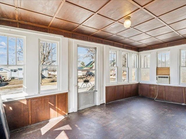 519 2nd Ave NW, Oelwein, IA 50662