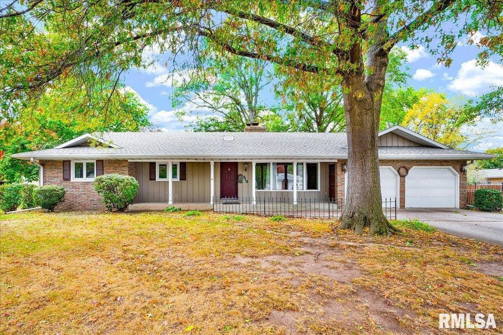 619 N HUSHAW Avenue, Chillicothe, IL 61523