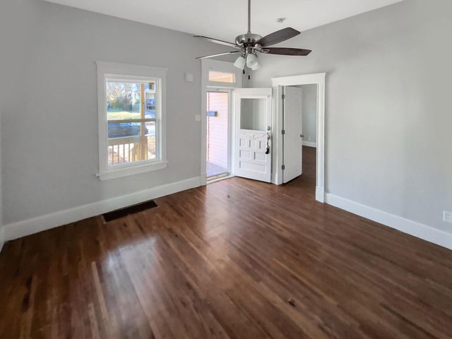 809 S Missouri Avenue, Springfield, MO 65806