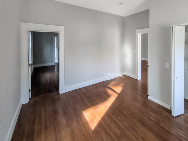 809 S Missouri Avenue, Springfield, MO 65806