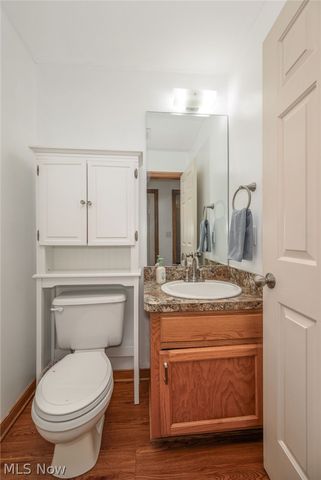 412 Lincoln Avenue, Cuyahoga Falls, OH 44221