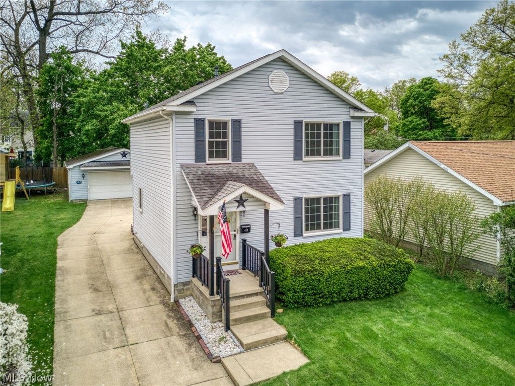 412 Lincoln Avenue, Cuyahoga Falls, OH 44221