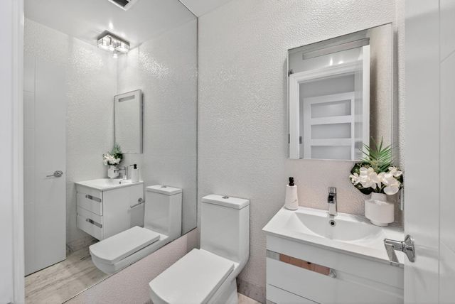30 Bluebell Lane, Hillsborough, CA 94010