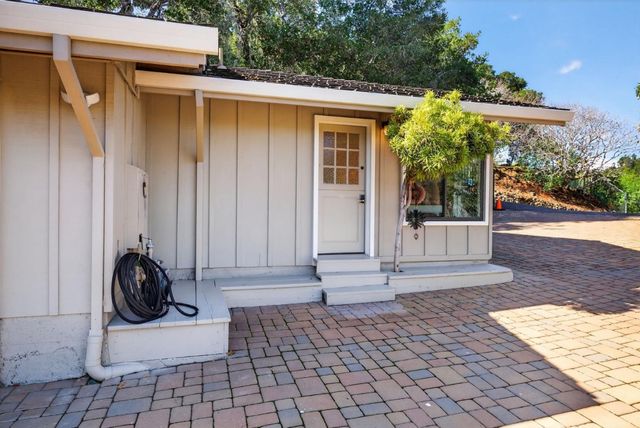 30 Bluebell Lane, Hillsborough, CA 94010