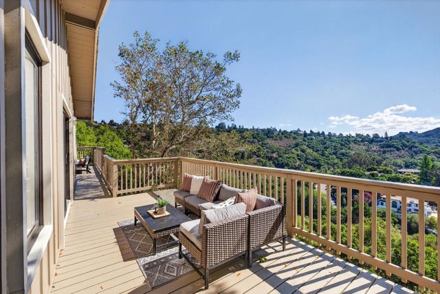 30 Bluebell Lane, Hillsborough, CA 94010