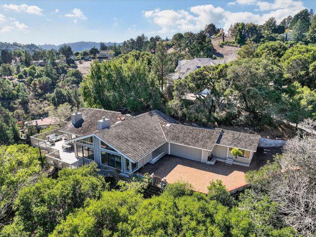 30 Bluebell Lane, Hillsborough, CA 94010